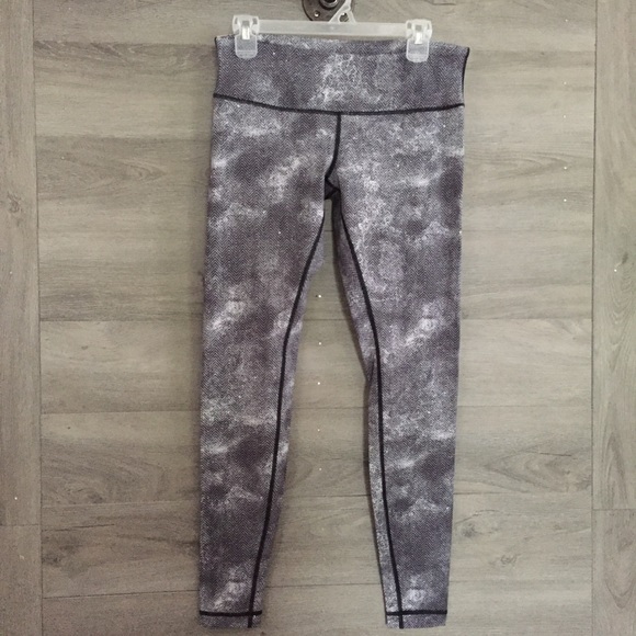 lululemon athletica Pants - Lululemon Wunder Unders